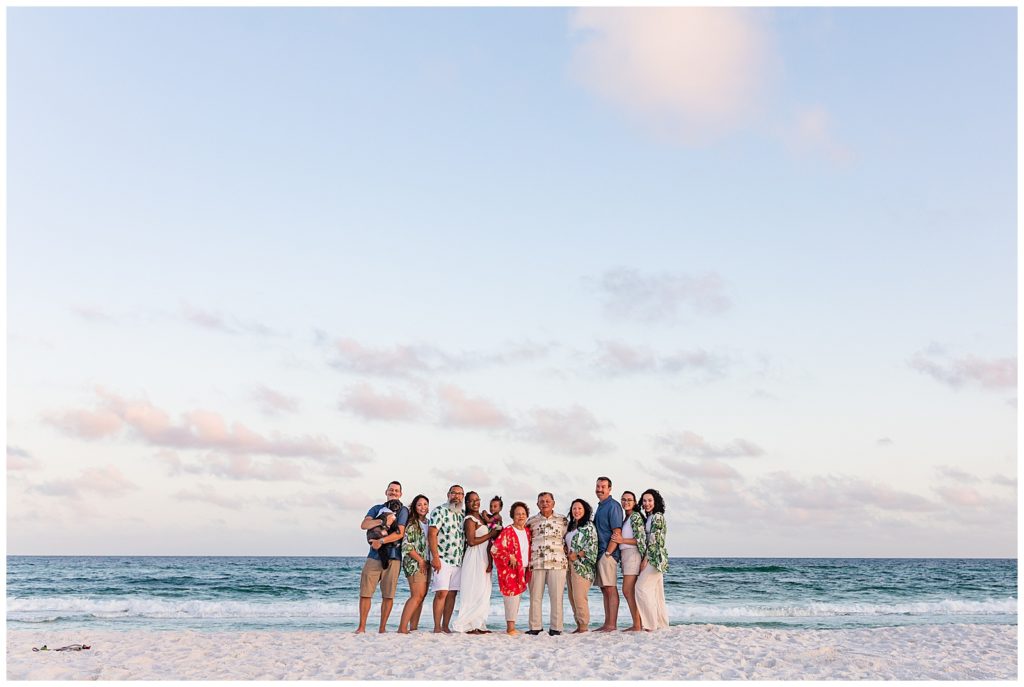 Extended family portrait session on Pensacola Beach. Pensacola Beach Photographer