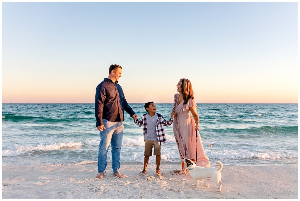 Pensacola Beach family pictures with dog